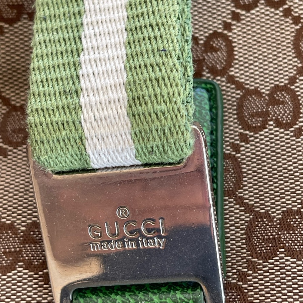 Beautiful vintage Gucci Crossbody bag